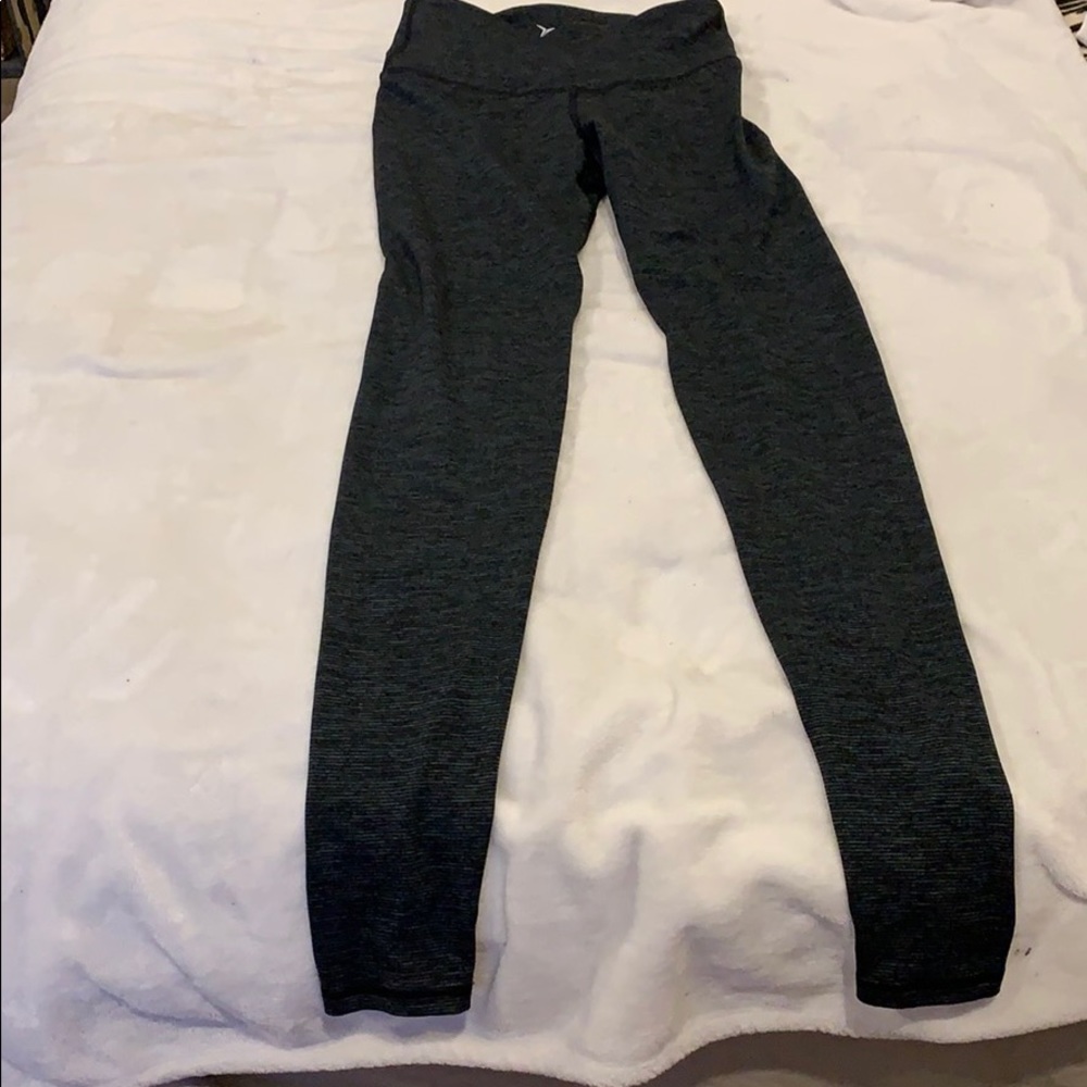 ‼️4 for $15‼️ Old navy Go-Dry workout pants